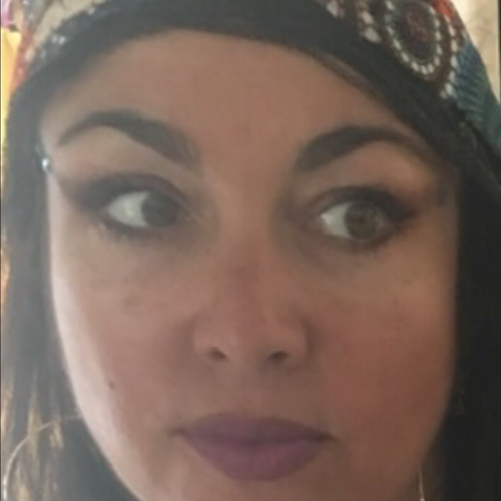 Meet your Posher, Bernadette